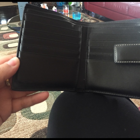 Authentic Coach Wallet - Picture 2 of 4