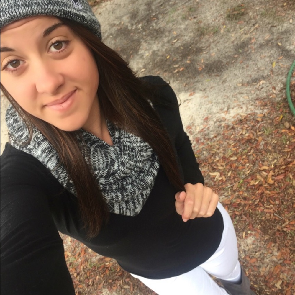 Meet your Posher, Ashley