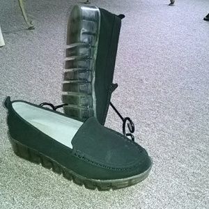 Black shoes