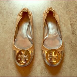Tory Burch Reva in nude and silver size 5.5