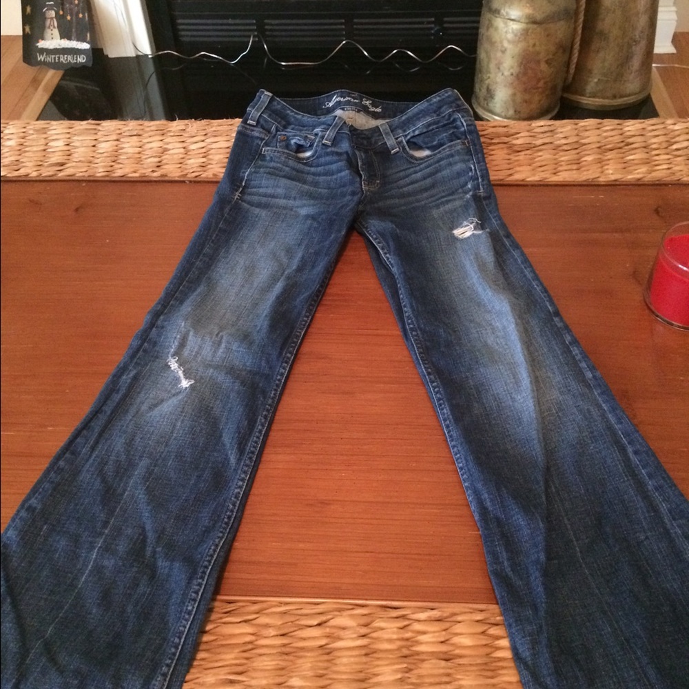 American Eagle hipster jeans.