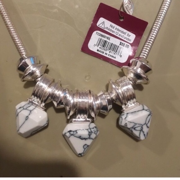 Theodora + Callum necklace - Picture 2 of 5