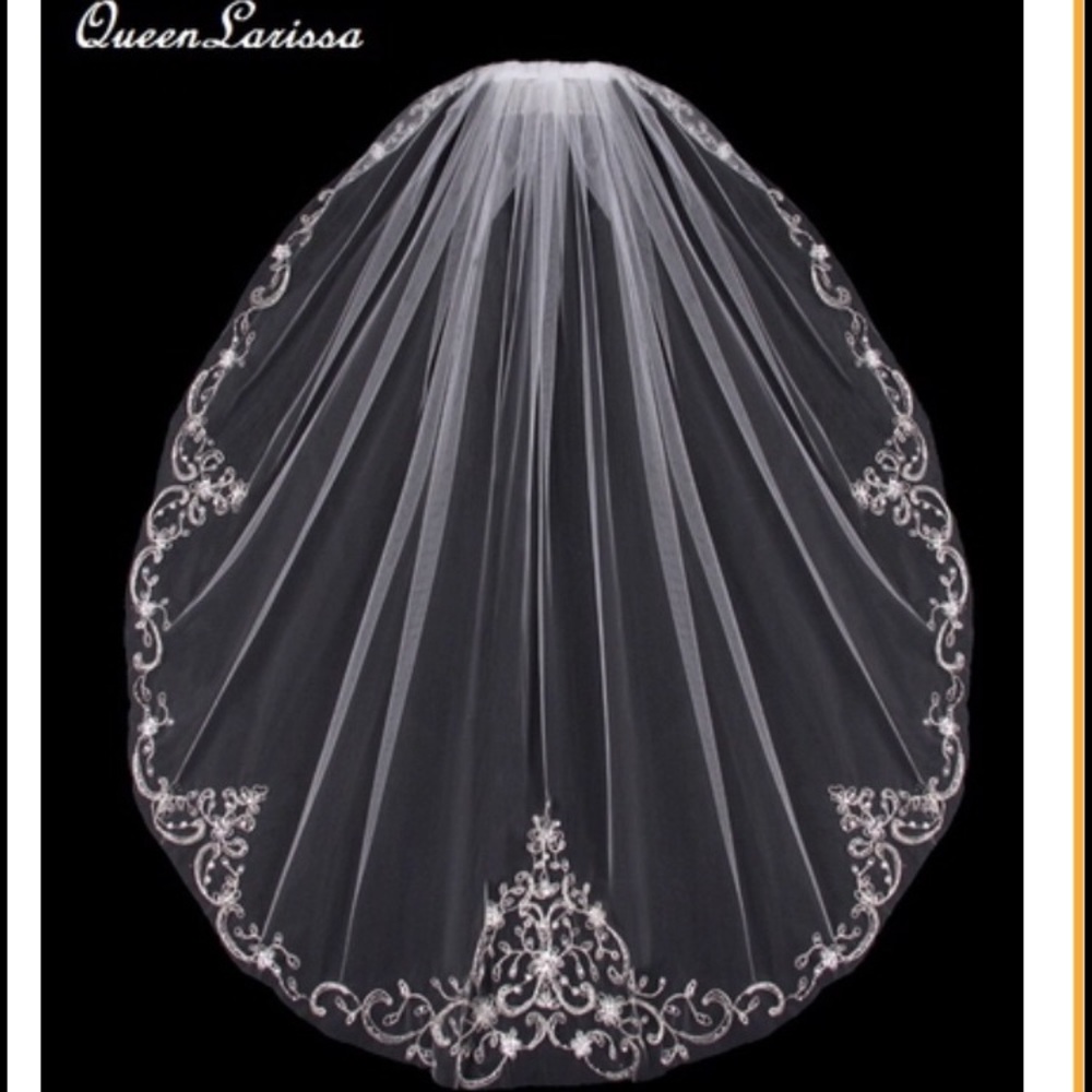 Beaded embroidered edge Wedding Veil
