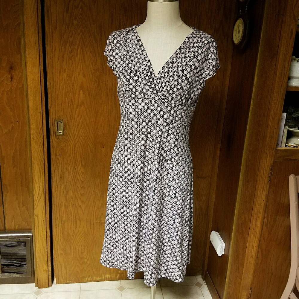 Axcess Soft Cap Sleeve Wear to Work Dress M
