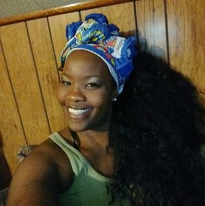 Meet your Posher, Regina