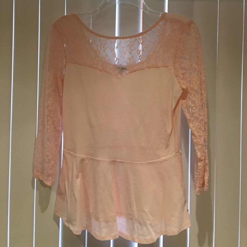 ⭐️3 for $20⭐️ Plus shipping Express peplum