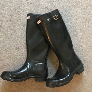 Hunter black rain boots, size US 8M/9F