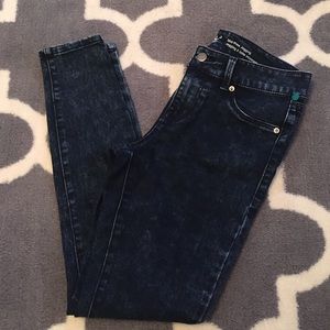 Mid rise acid wash jeggings