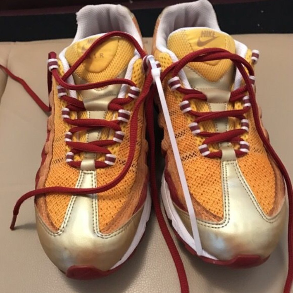Air max 95 woman's size 7.5 - Picture 4 of 4
