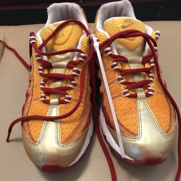 Air max 95 woman's size 7.5 - Picture 4 of 4