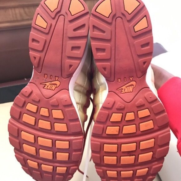 Air max 95 woman's size 7.5 - Picture 2 of 4