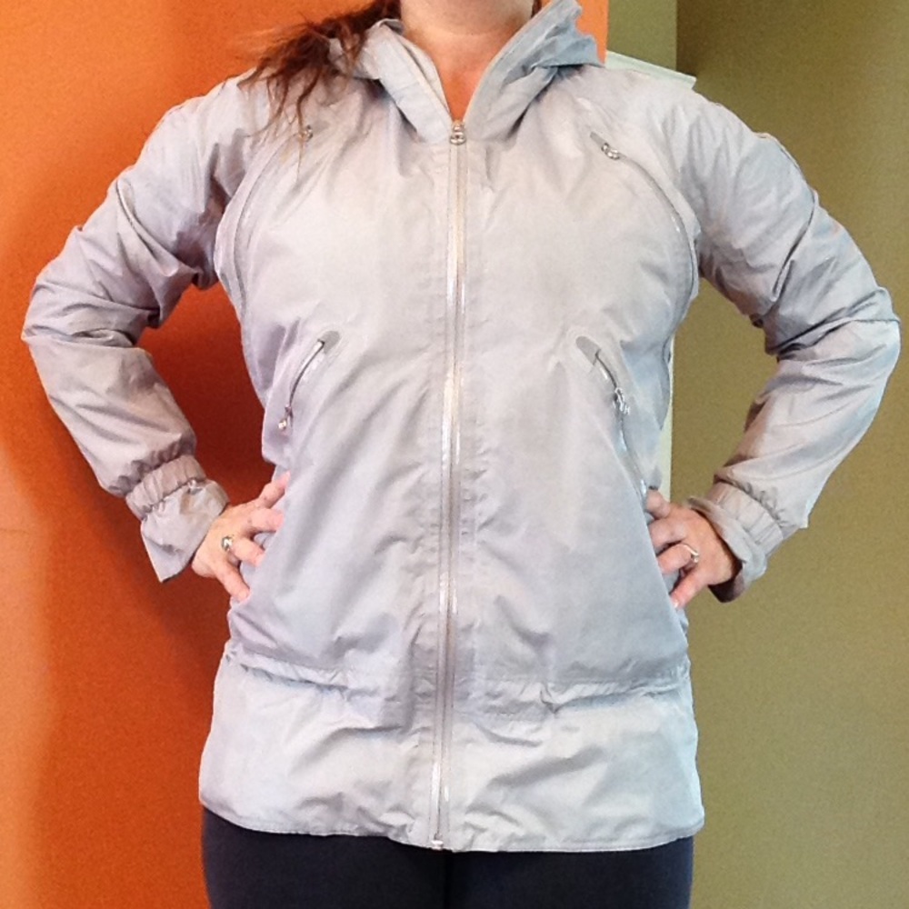 Lululemon lined wind breaker