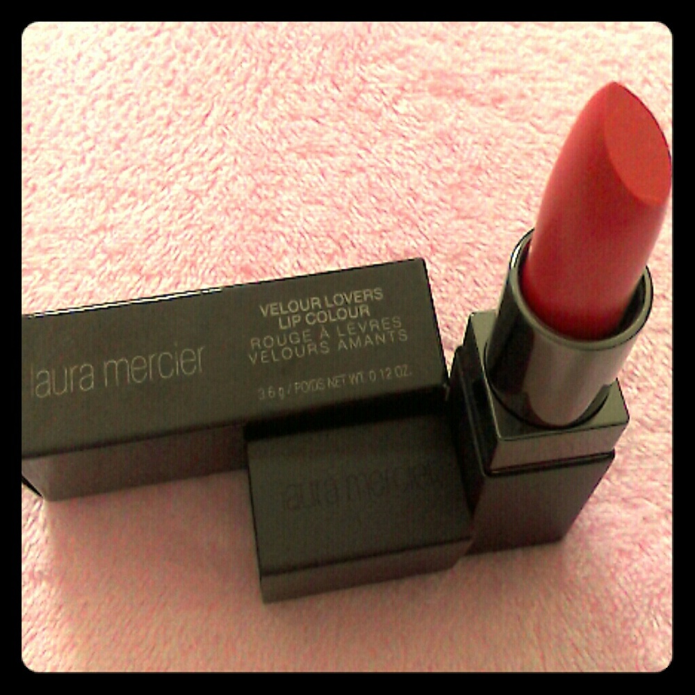 Laura Mercier Velour Lovers brand new