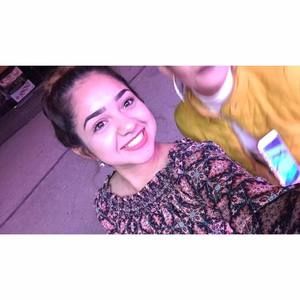 Meet your Posher, Leezette