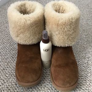 Tall tan Uggs!