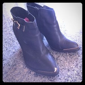 Steve Madden booties