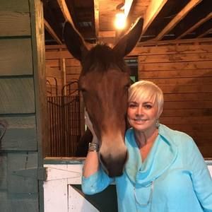 Meet your Posher, Melanie