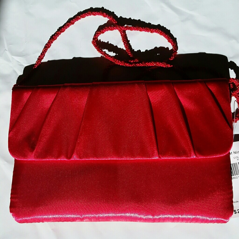 BRAND NEW PRETTY RED SILKY SATIN DRESS PURSE