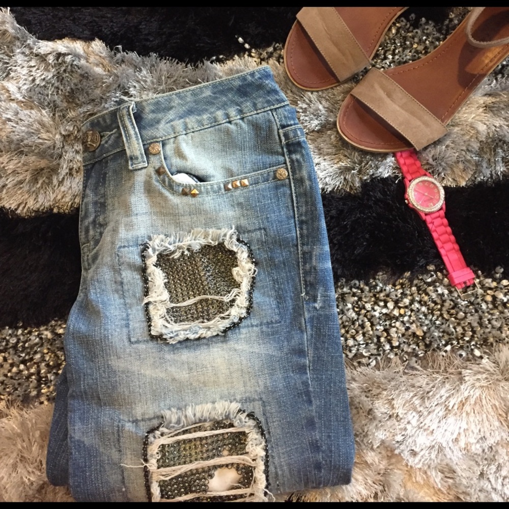 Silver dagger distressed jeans