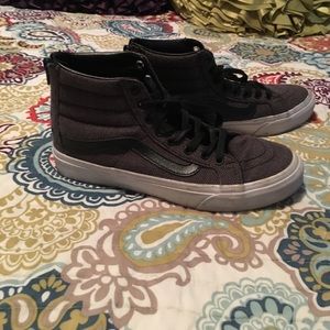 High top zipper vans