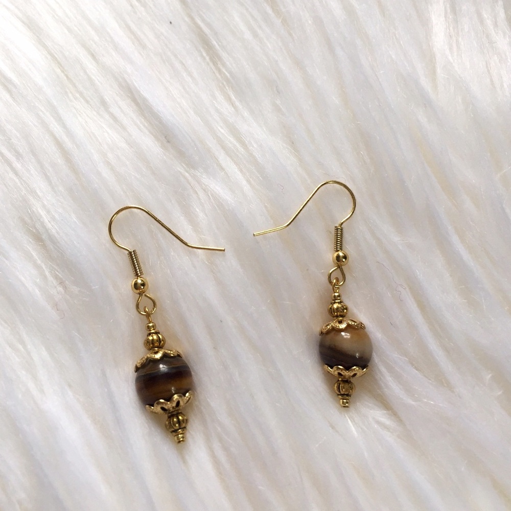 Brand-new gold and brown earrings