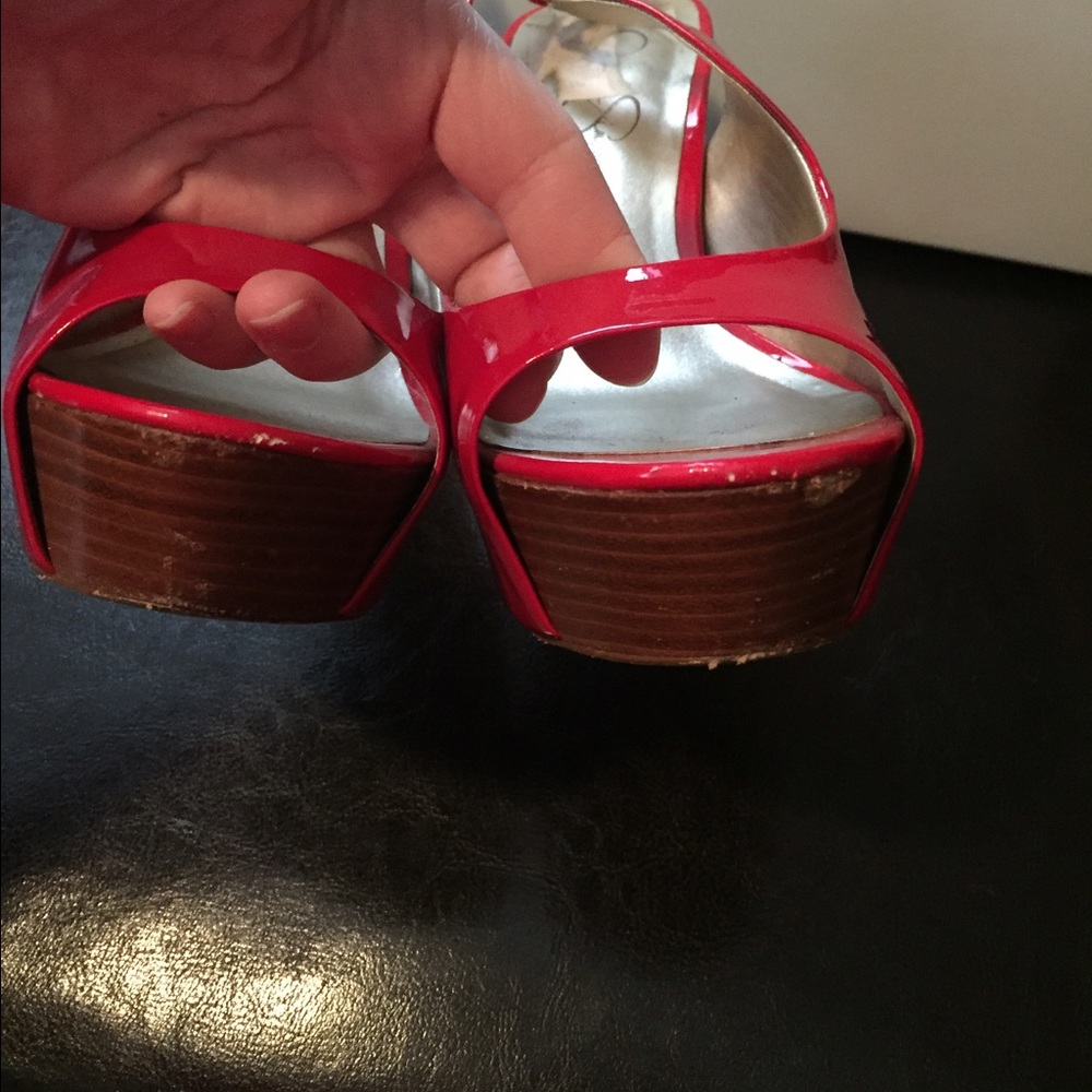 Jessica Simpson size 7 - Picture 2 of 4