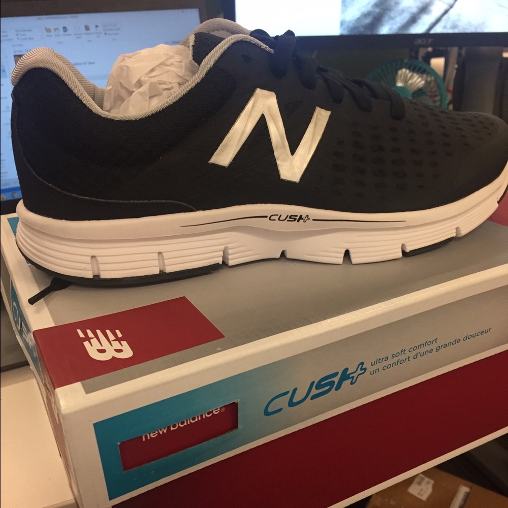 New Balance Men's Black Shoes 11 Extra Wide