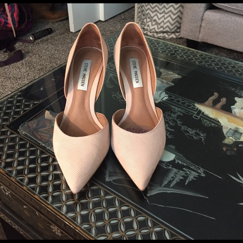 Nude Steve Madden heels