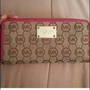 MK wallet