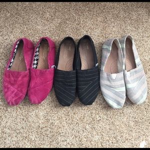 ❗️SOLD❗️TOMS - three pairs - size 7