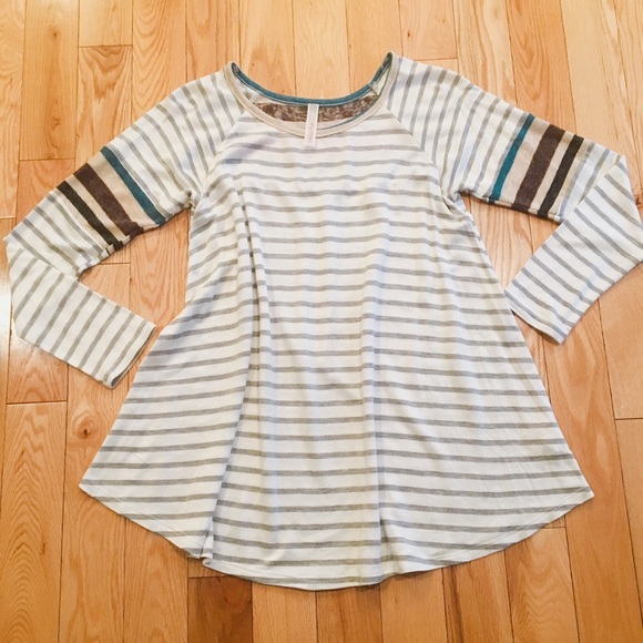 Babydoll Spring Top - Picture 2 of 7