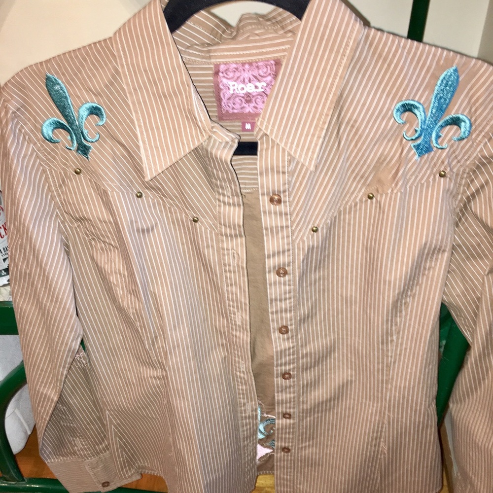 ROAR Stylish Tan Button Down
