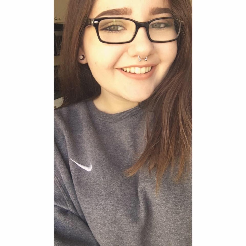 Meet your Posher, Isabele