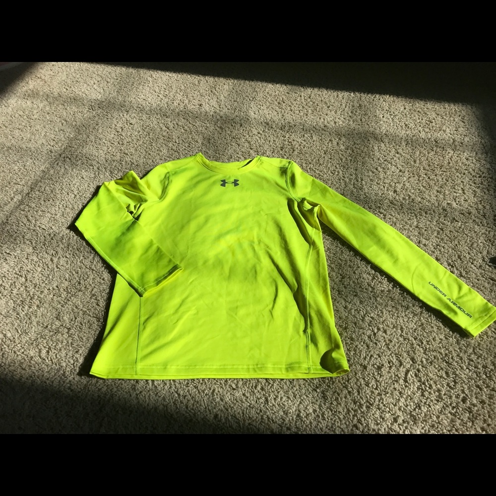 Boys Under Armour long sleeved shirt.