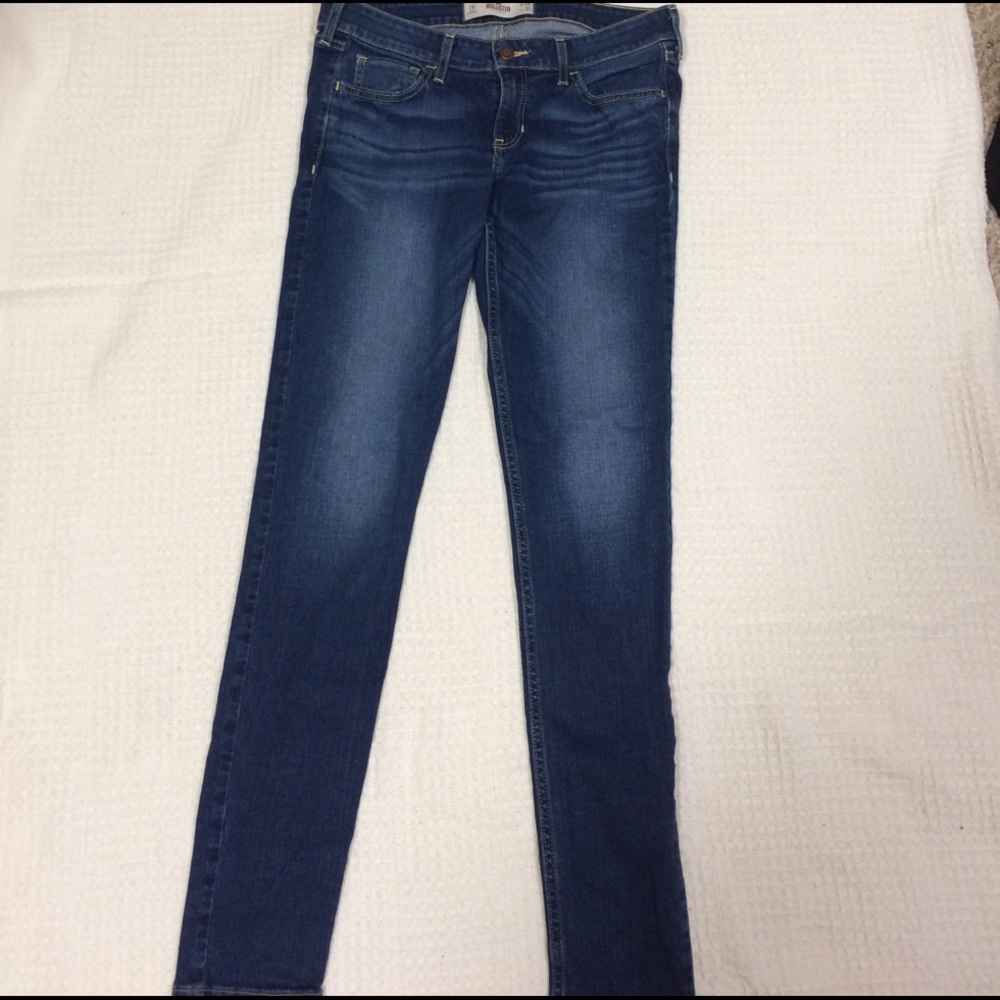 Hollister low rise skinny jeans