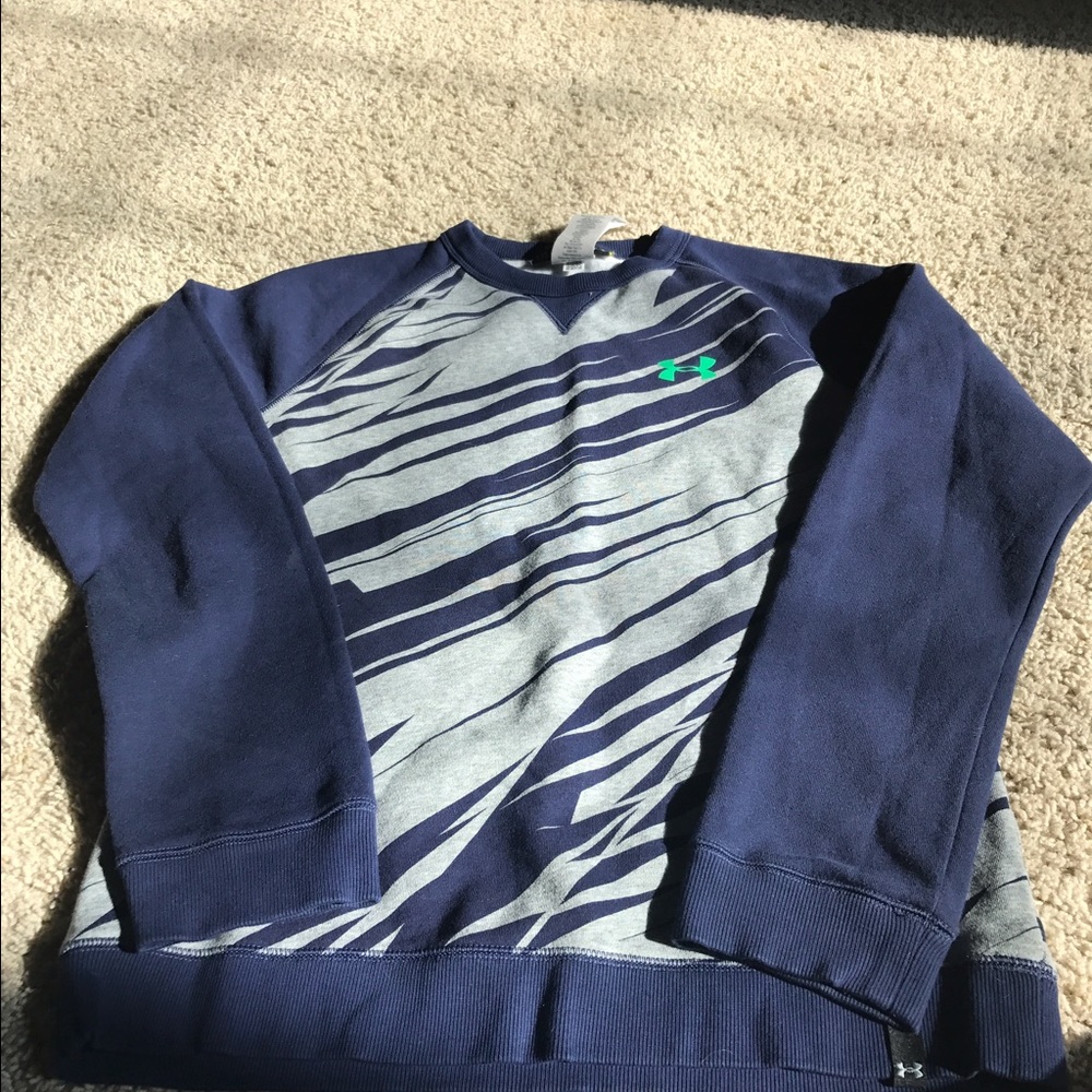 Under Armour sweatshirt size XL