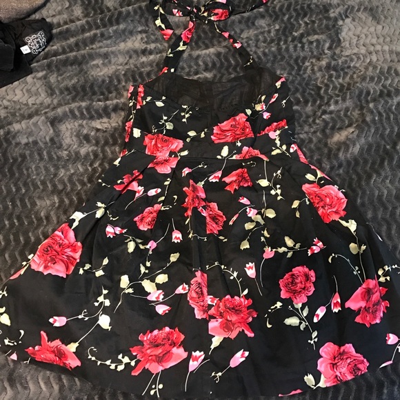 SOLD Vintage style rose dress size m - Picture 2 of 2