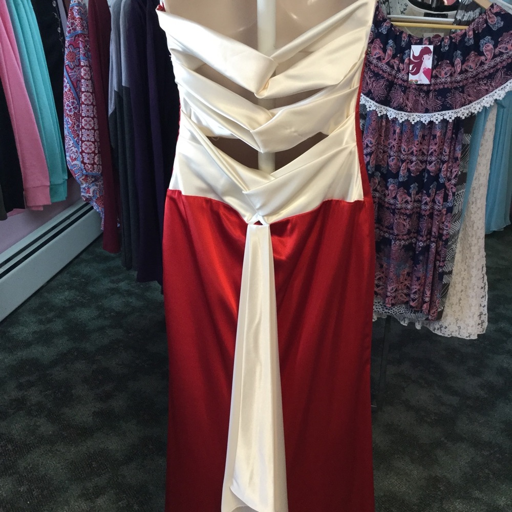 Prom Dress - Picture 4 of 4