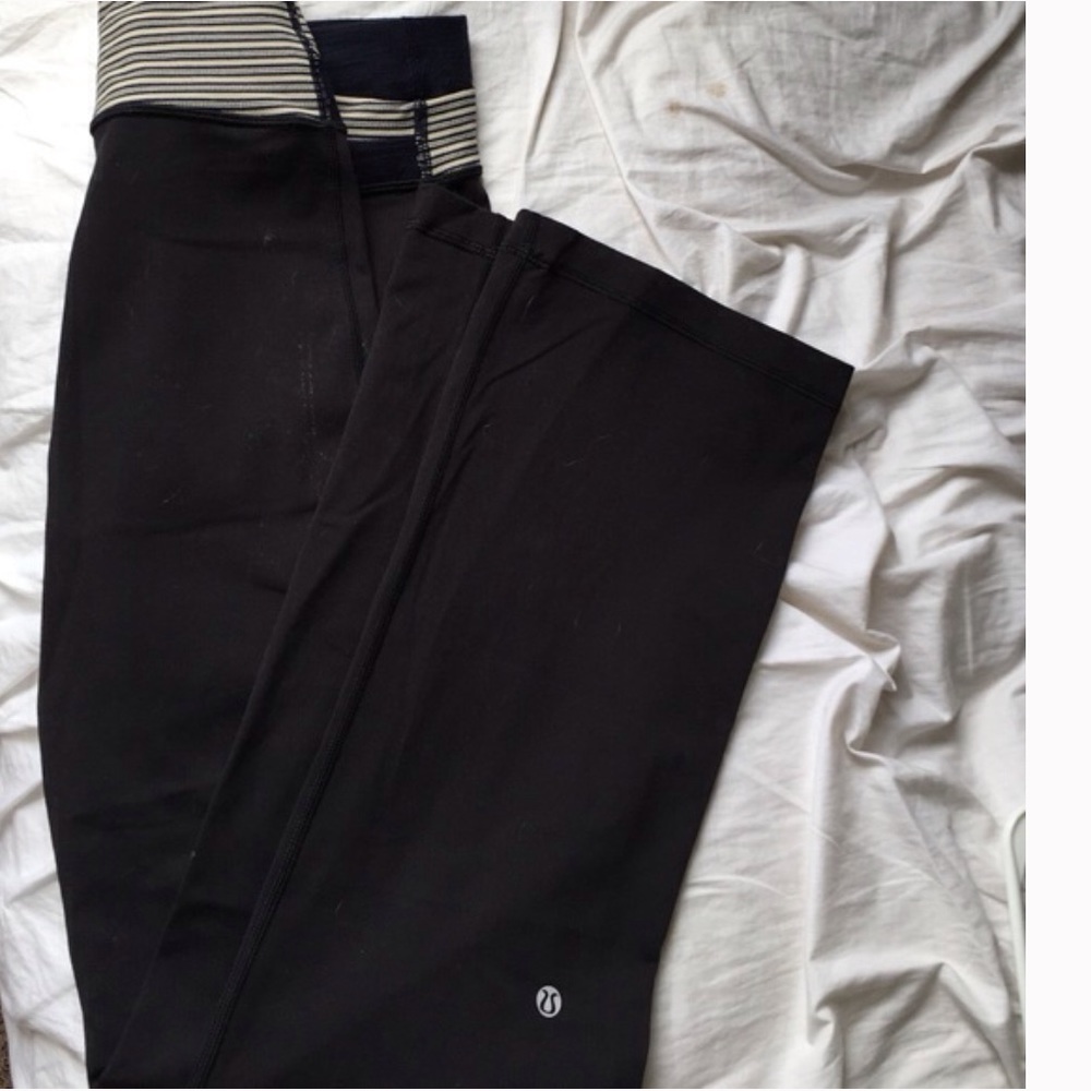 Black lululemon astro pants