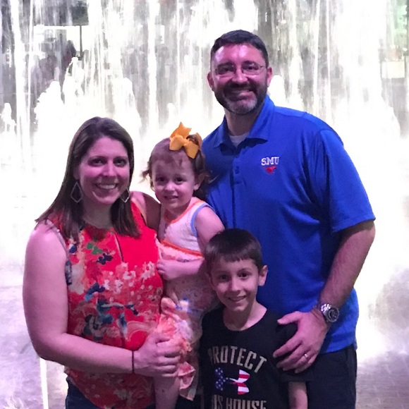 Meet your Posher, Brea - Picture 1 of 1