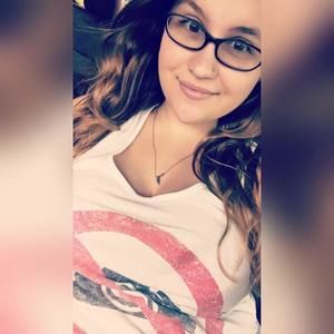 Meet your Posher, Katelyn