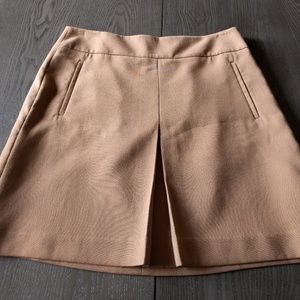 Tan LOFT skirt. NWT