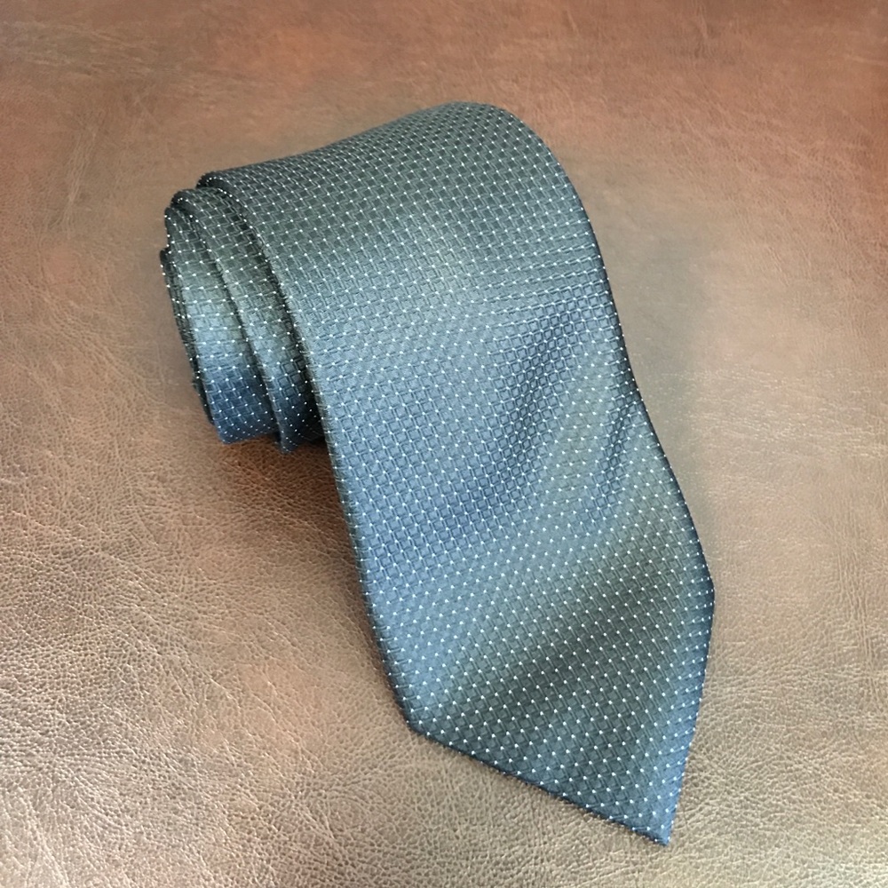 Kenneth Cole silk dress tie. Black white pin dot
