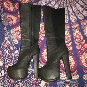 High heel boots