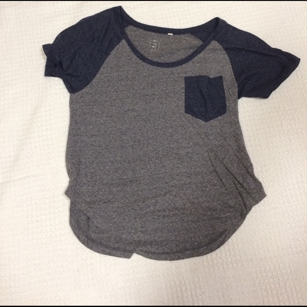 Pacsun grey and navy pocket tee
