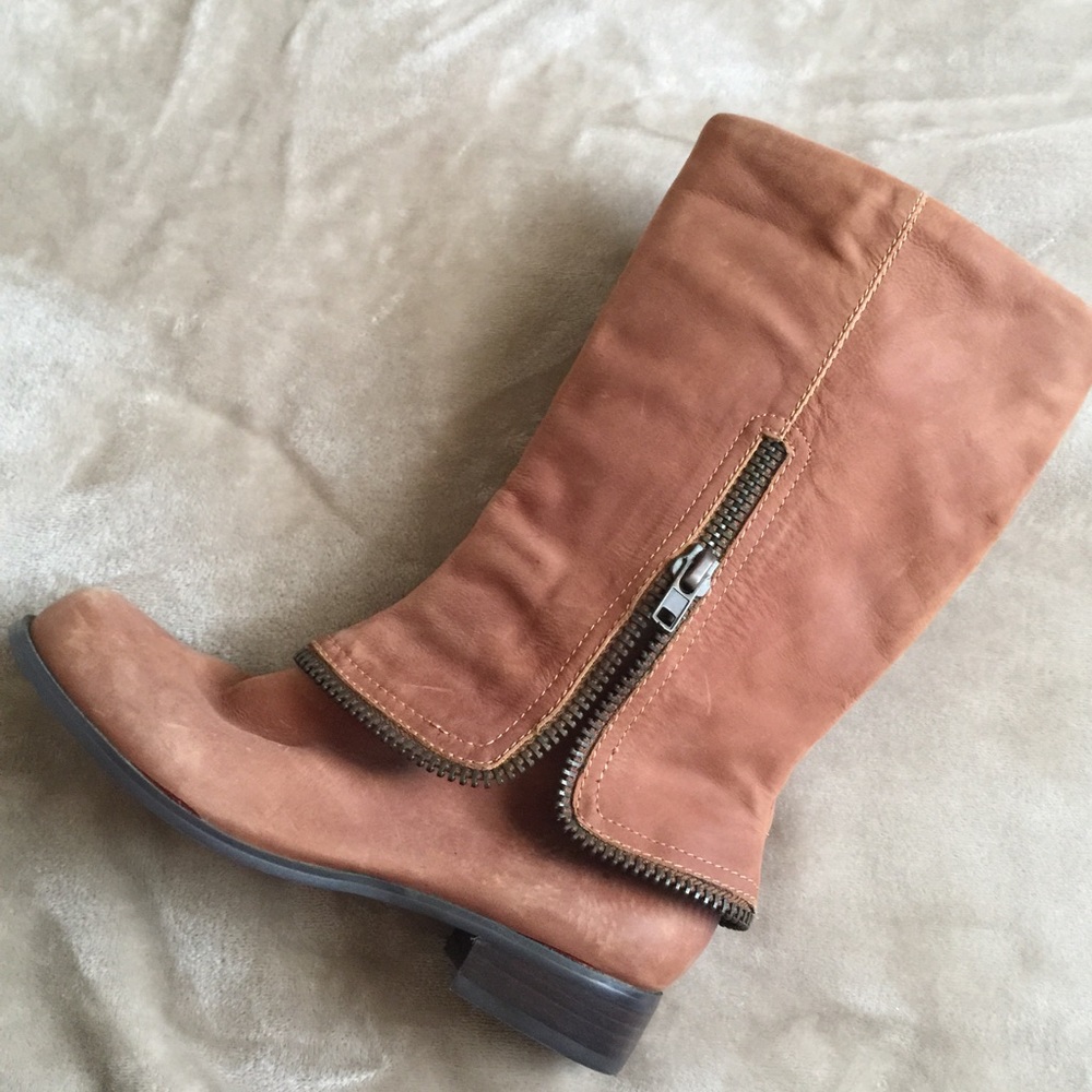 BCBgeneration Leather Boots