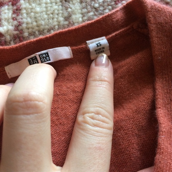 Rose Pink Salmon Cashmere V Neck Sweater - Picture 2 of 2