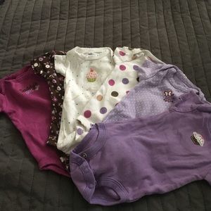 Set of 6 nearly new onesies