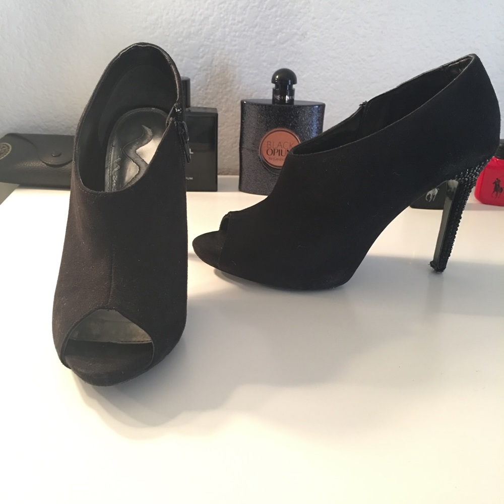 Ankle booties