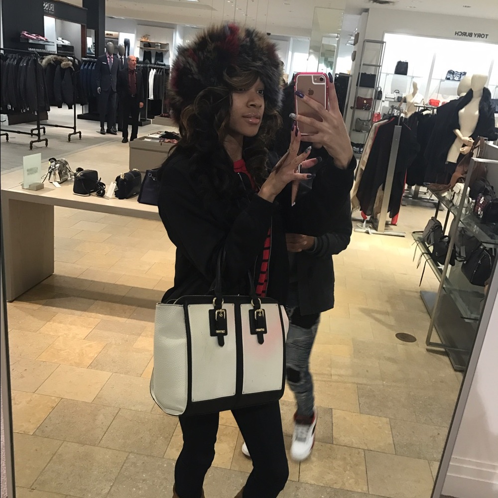 Aldo Purse